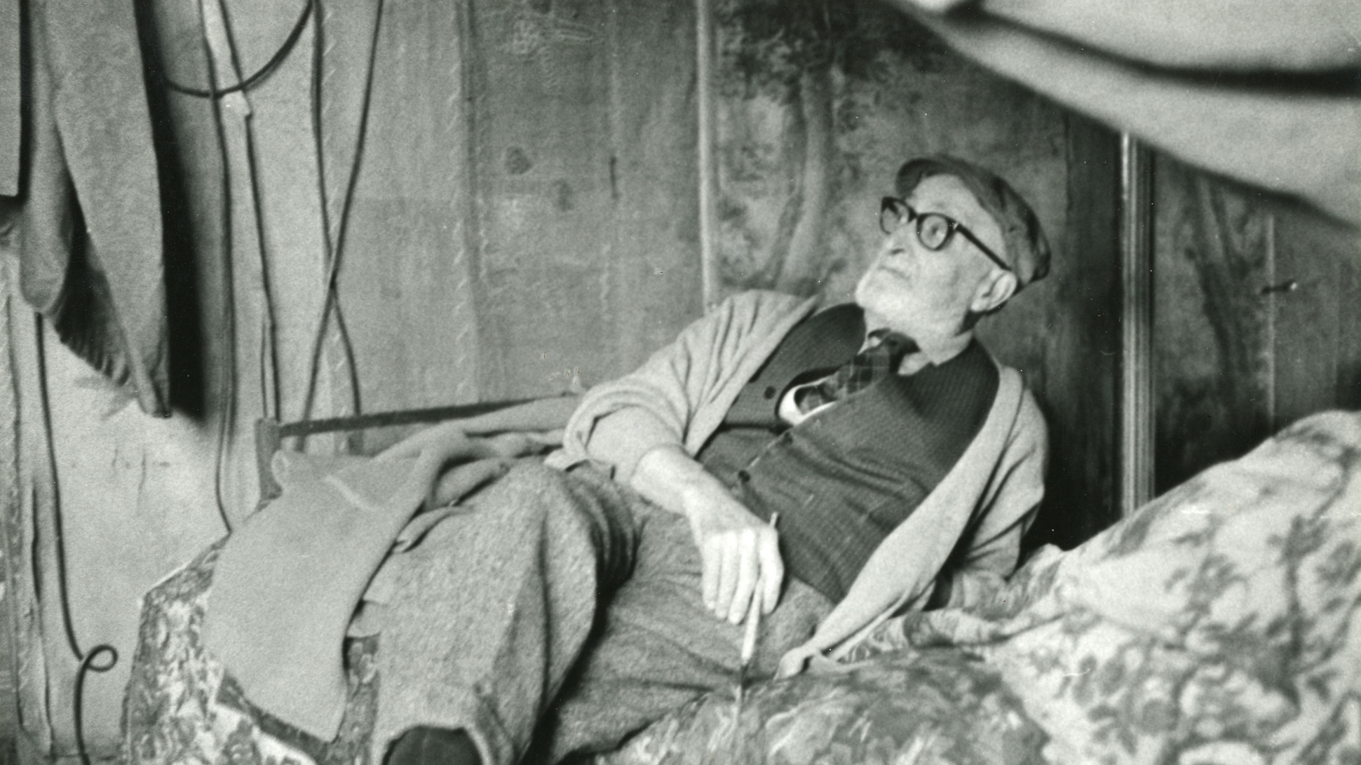 Photographie de Camoin dans son atelier parisien